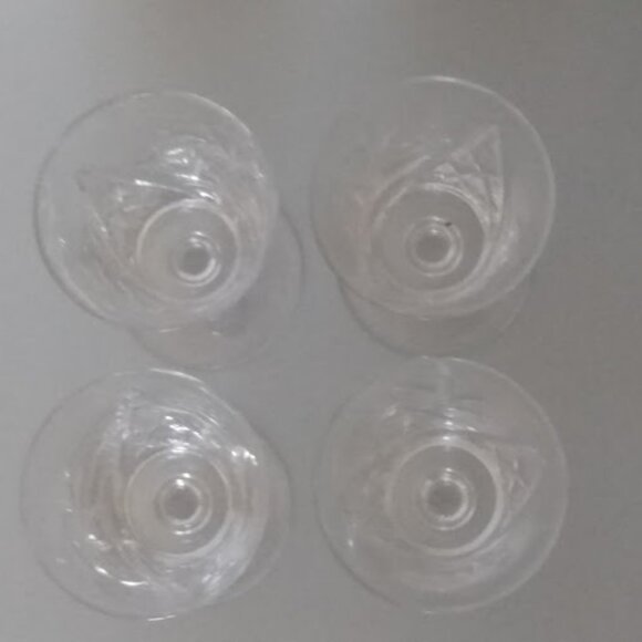 Crystal Pinwheel Wine Glasses set of THREE - Picture 6 of 9